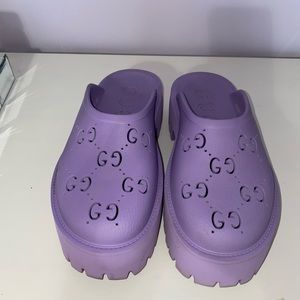 Gucci platform slides